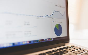 computer-writing-growth-business-chart-b